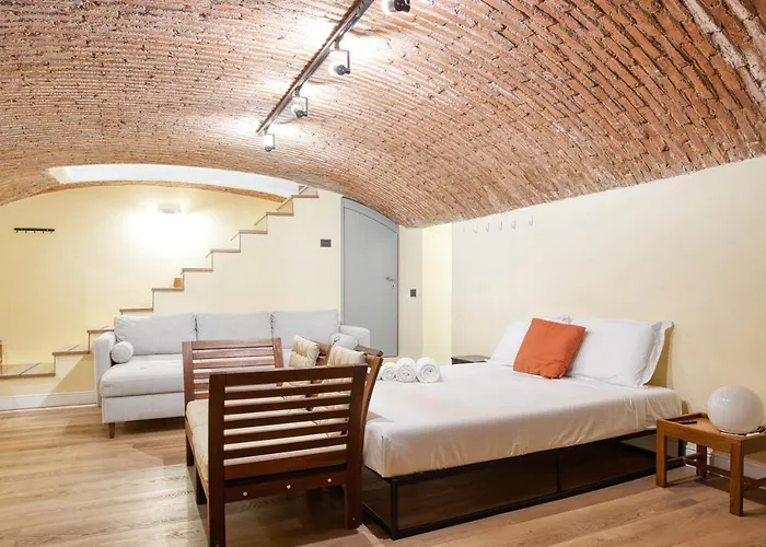 Joivy Modern And Spacious Family Flat