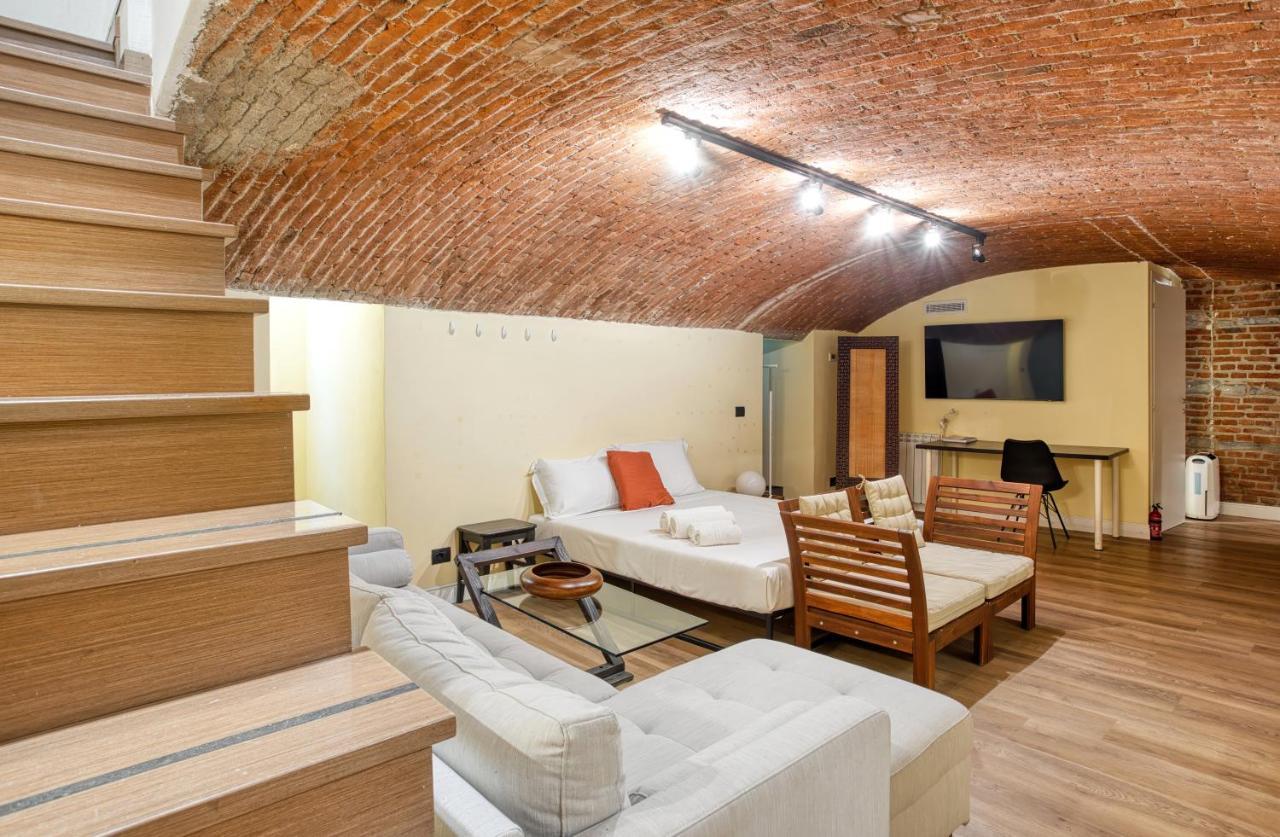 Joivy Modern And Spacious Family Flat Milan